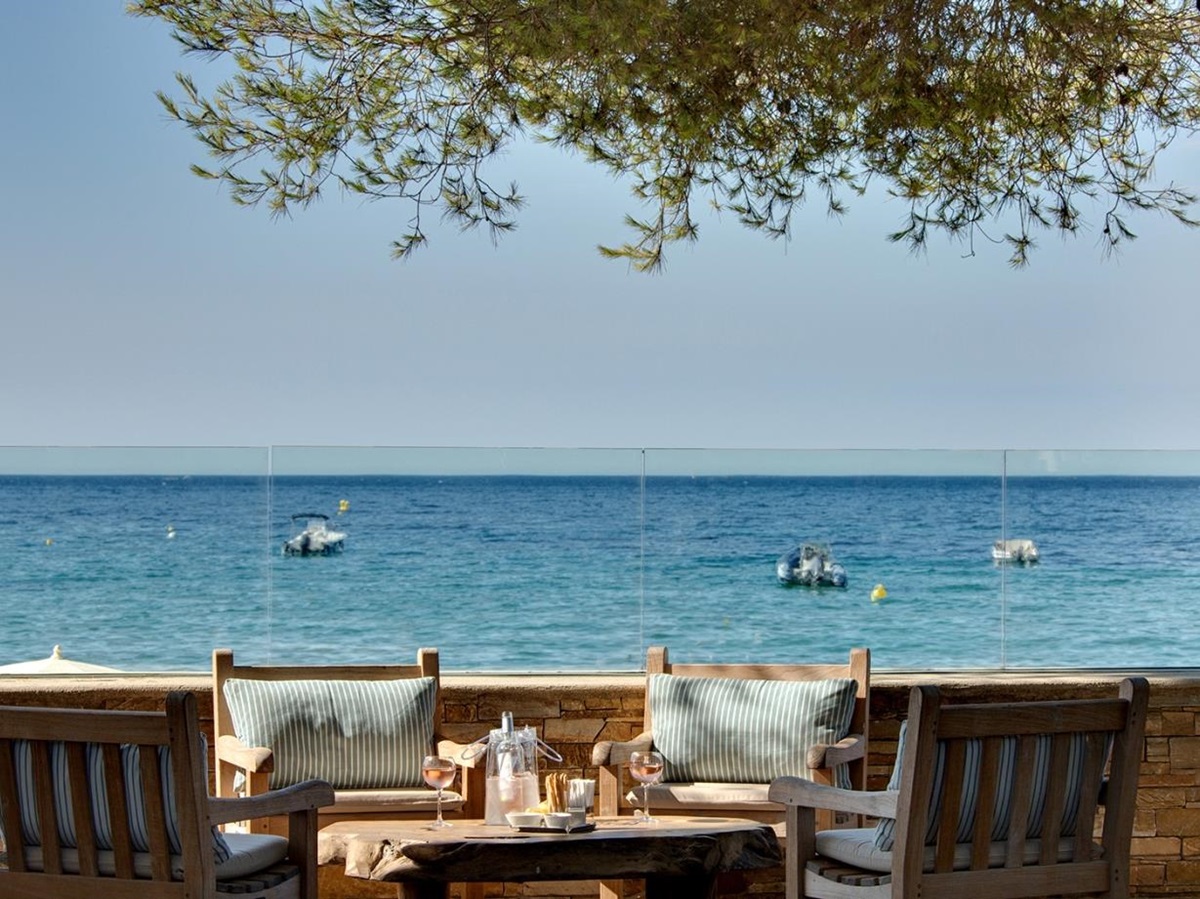 Dining overlooking the sea at Hotel La Pinede Plage in France