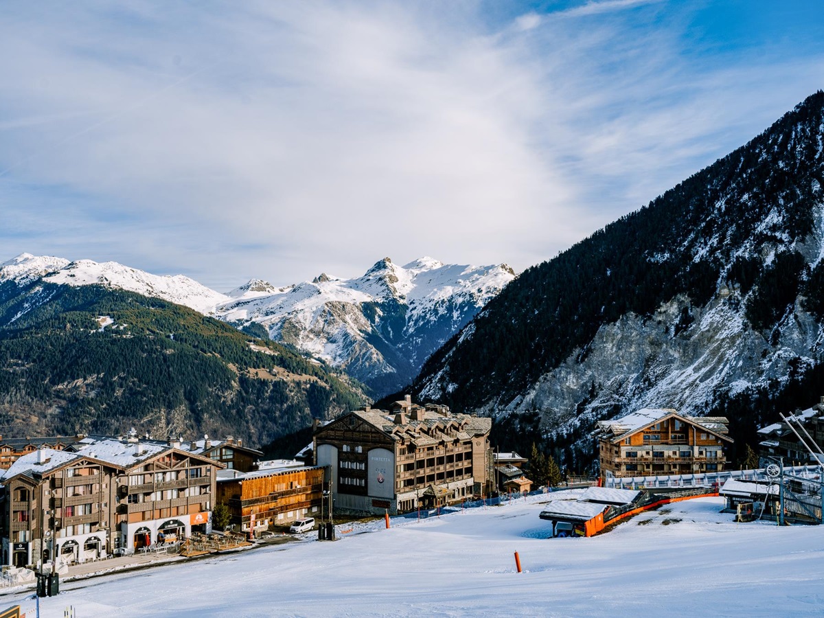 Exterior view of Hotel Le Portetta in Courchevel