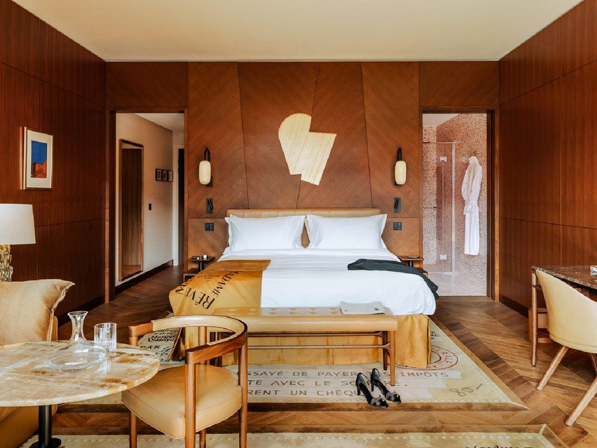 A junior suite at Hotel Madame Reve Paris