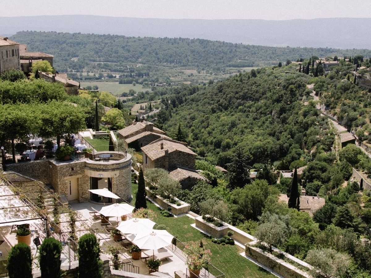 Panoramic views from La Bastide de Gordes in France