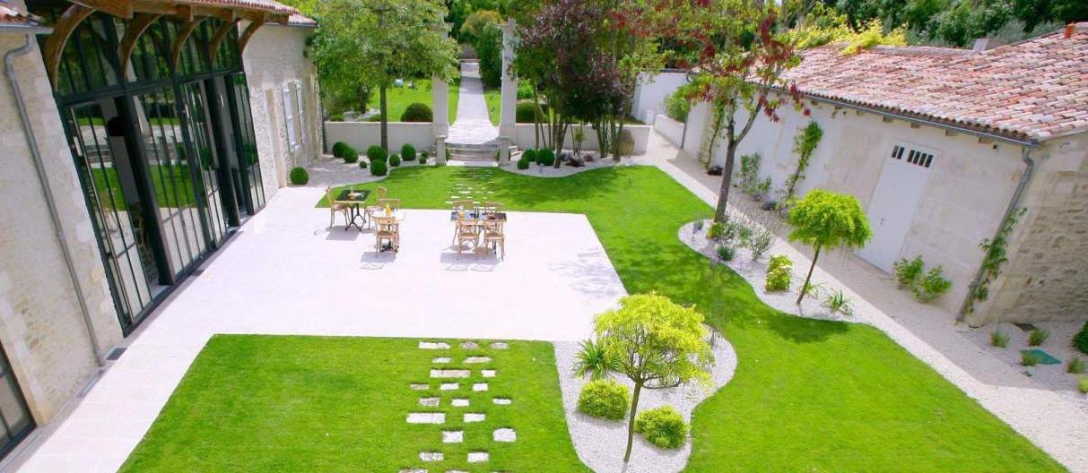 Courtyard garden at Le Clos Saint-Martin and Spa in France