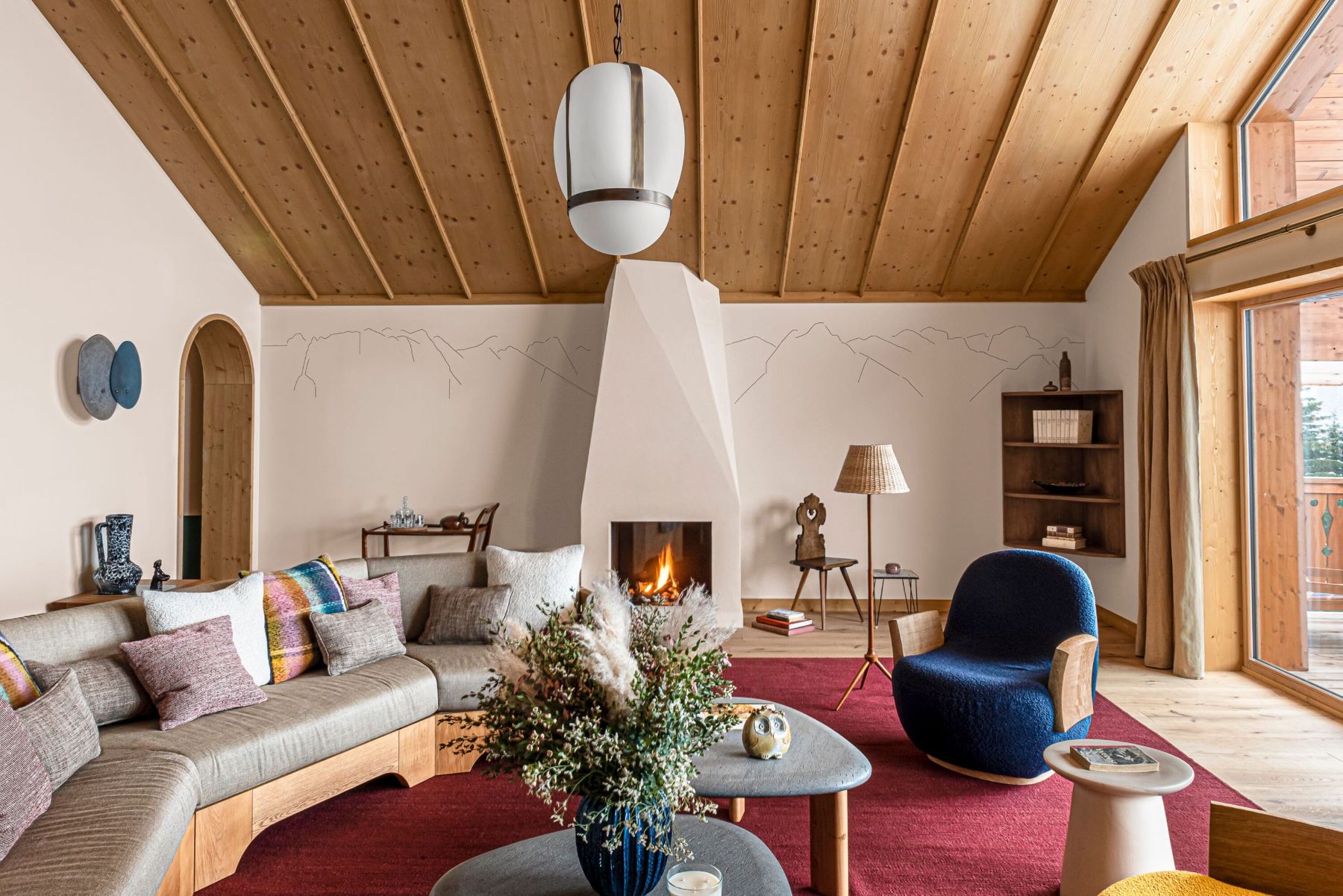 Salon chalet at Le CouCou hotel in Meribel