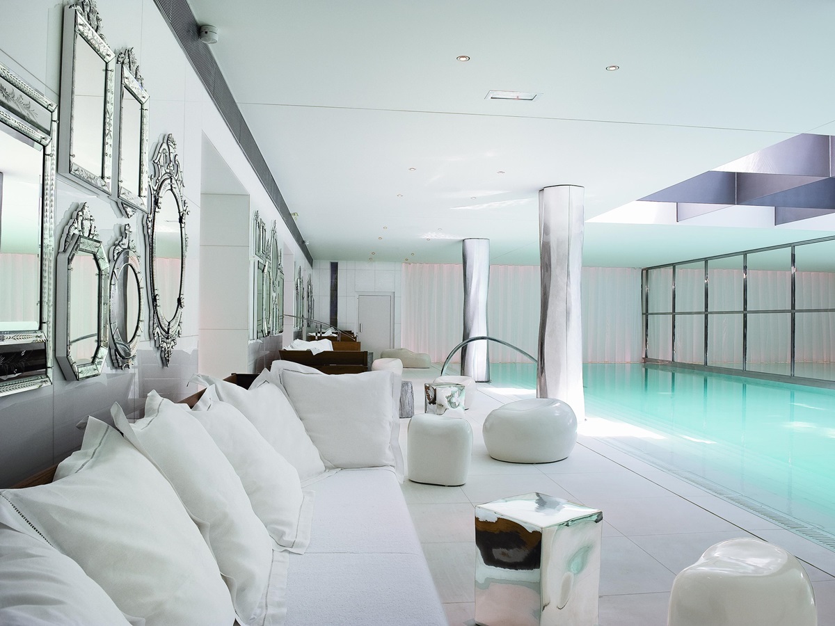Spa and indoor swimming pool in Le Royal Monceau, France