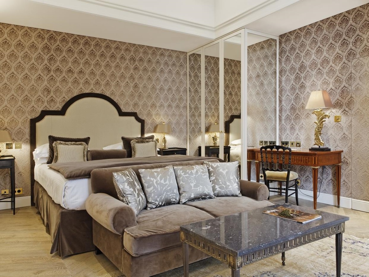 Luxurious bedroom at Relais Christine in France