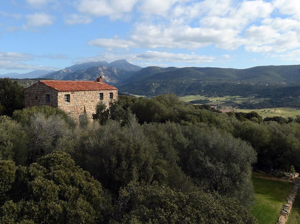 Exterior and mountainous backdrop of A Liccia, Corsica