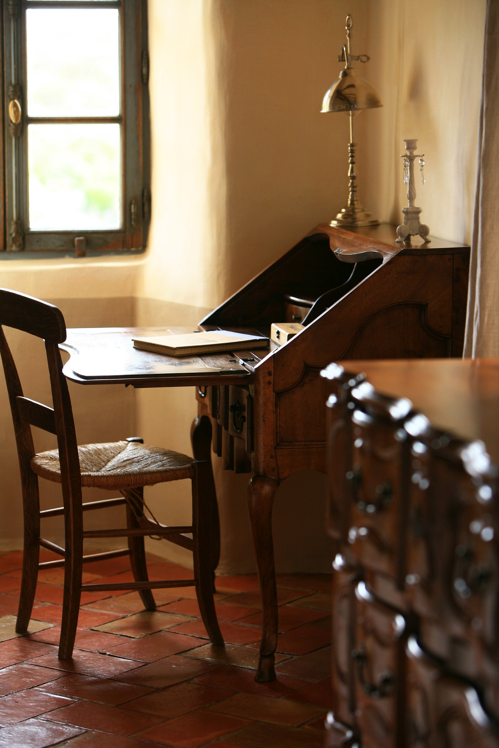 Desk in Eddera, Corsica