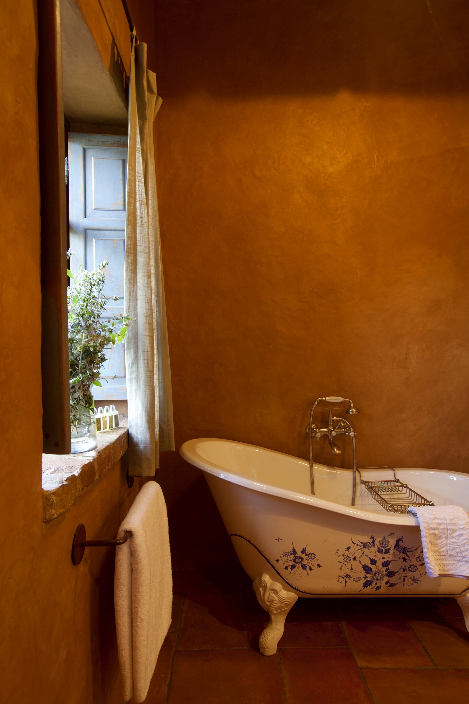 Bathroom of I Pini, Corsica