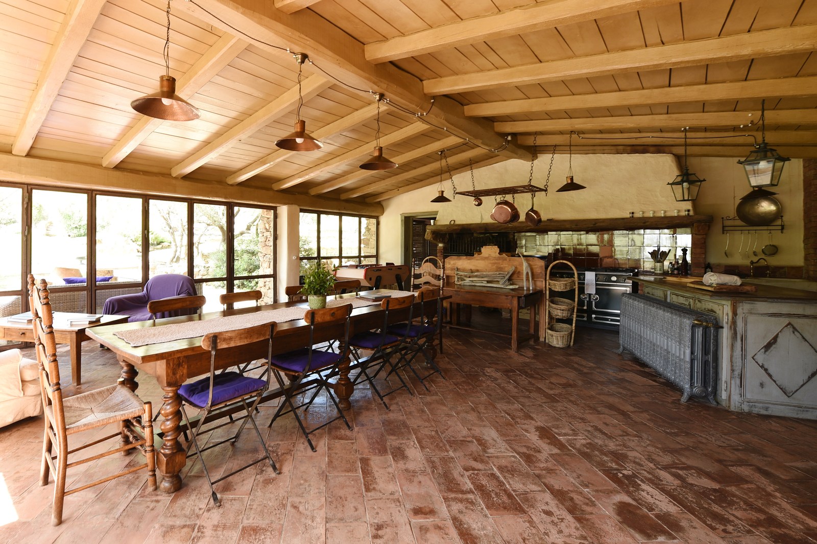 kitchen and dining room of Rosumarinu, Corsica
