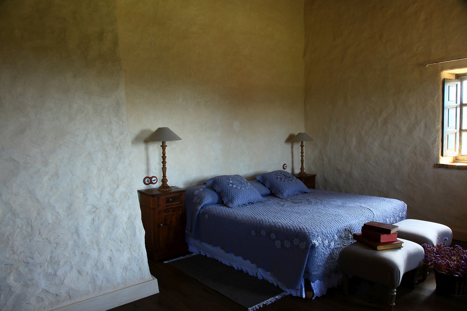 Double bedroom in U Fragnu, Corsica