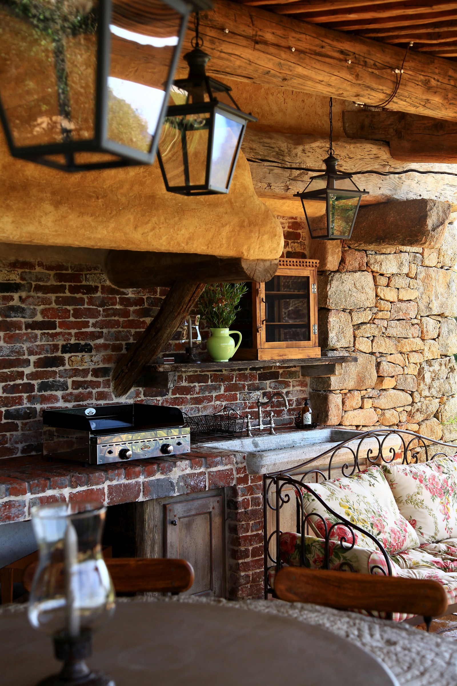 Summer kitchen of U Fragnu, Corsica