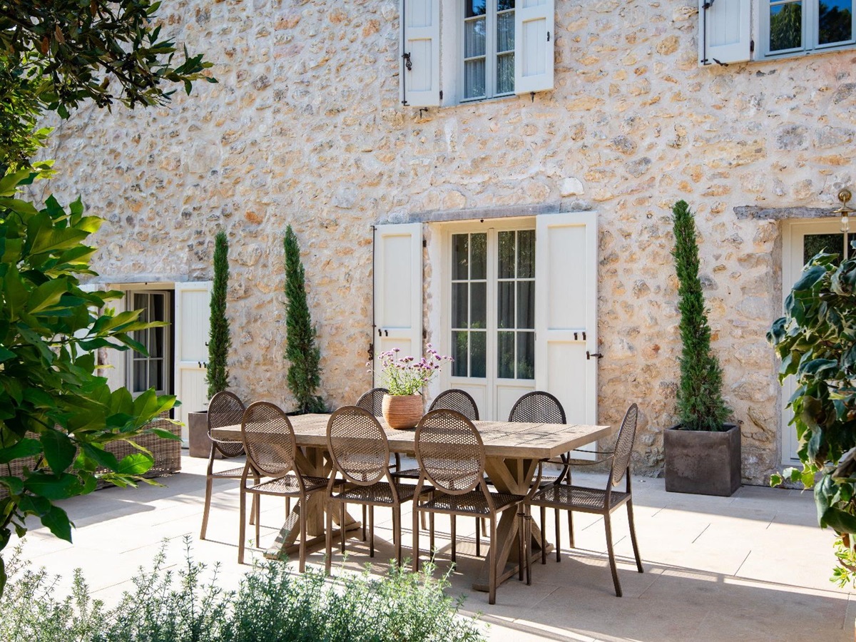 Outdoor dining at Bastide Notre Dame in Cote d'Azur, France
