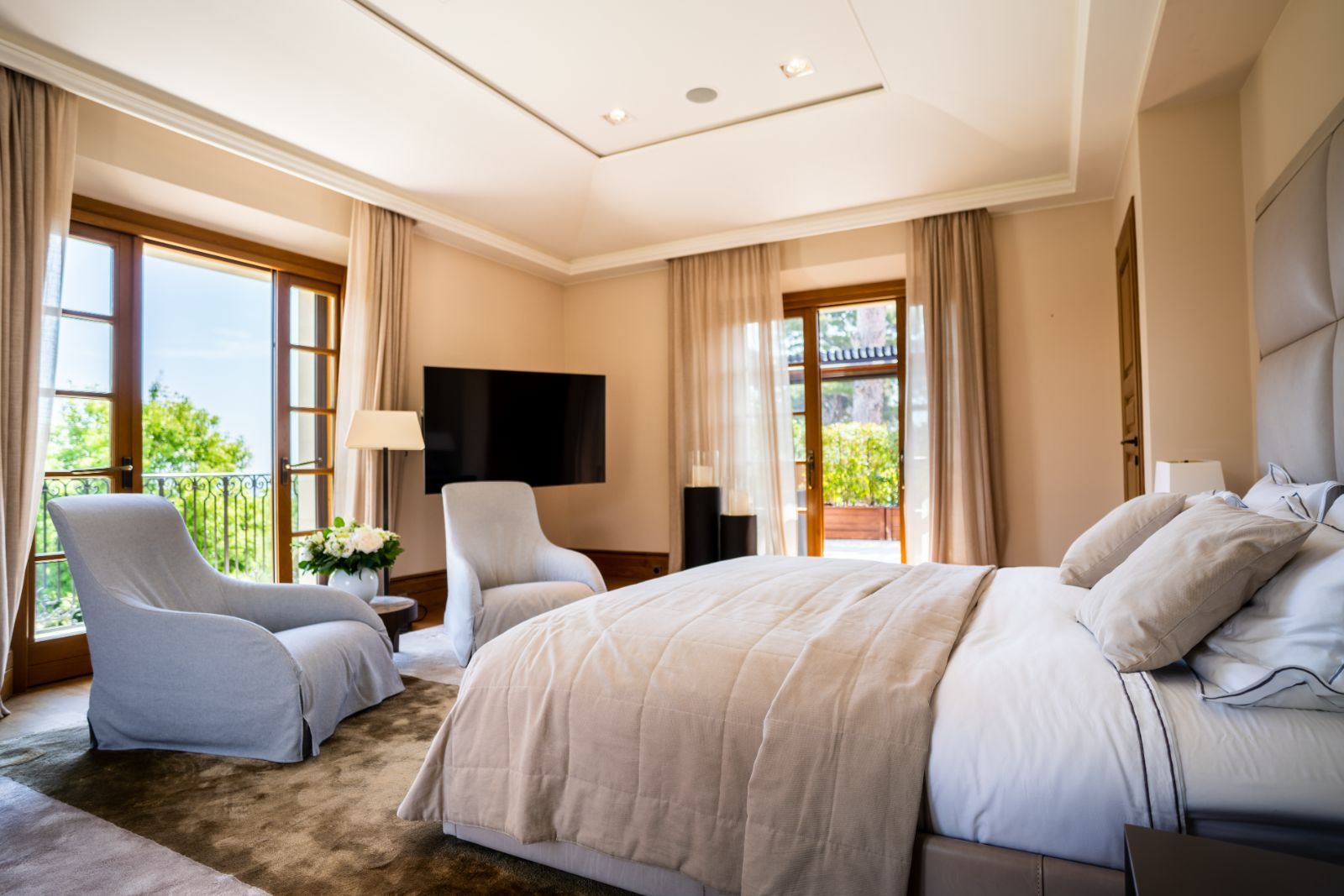 Bedroom 6 at Bella Luna in the Cote d'Azur