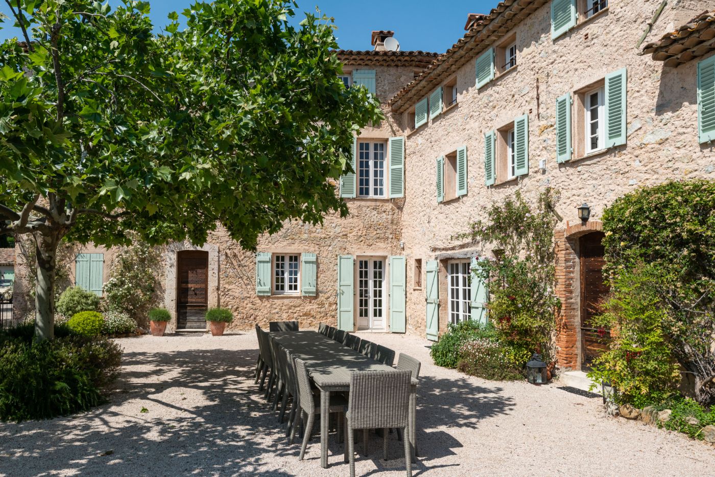 Outdoor Dining at La Bastide du Ciel in the Cote d'Azur