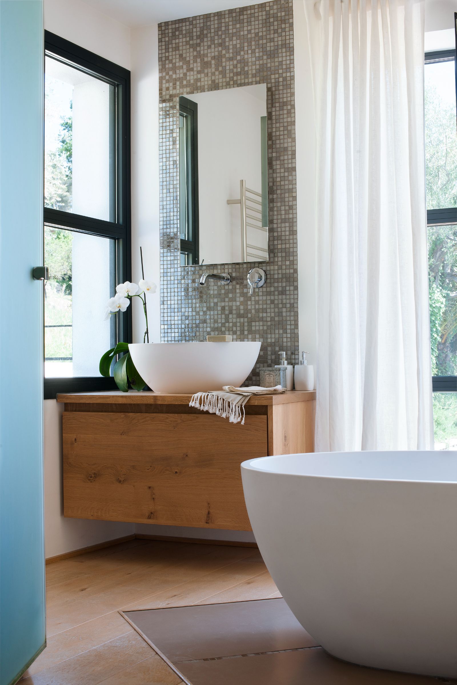 Bathroom at La Bastide des Oliviers in Provence