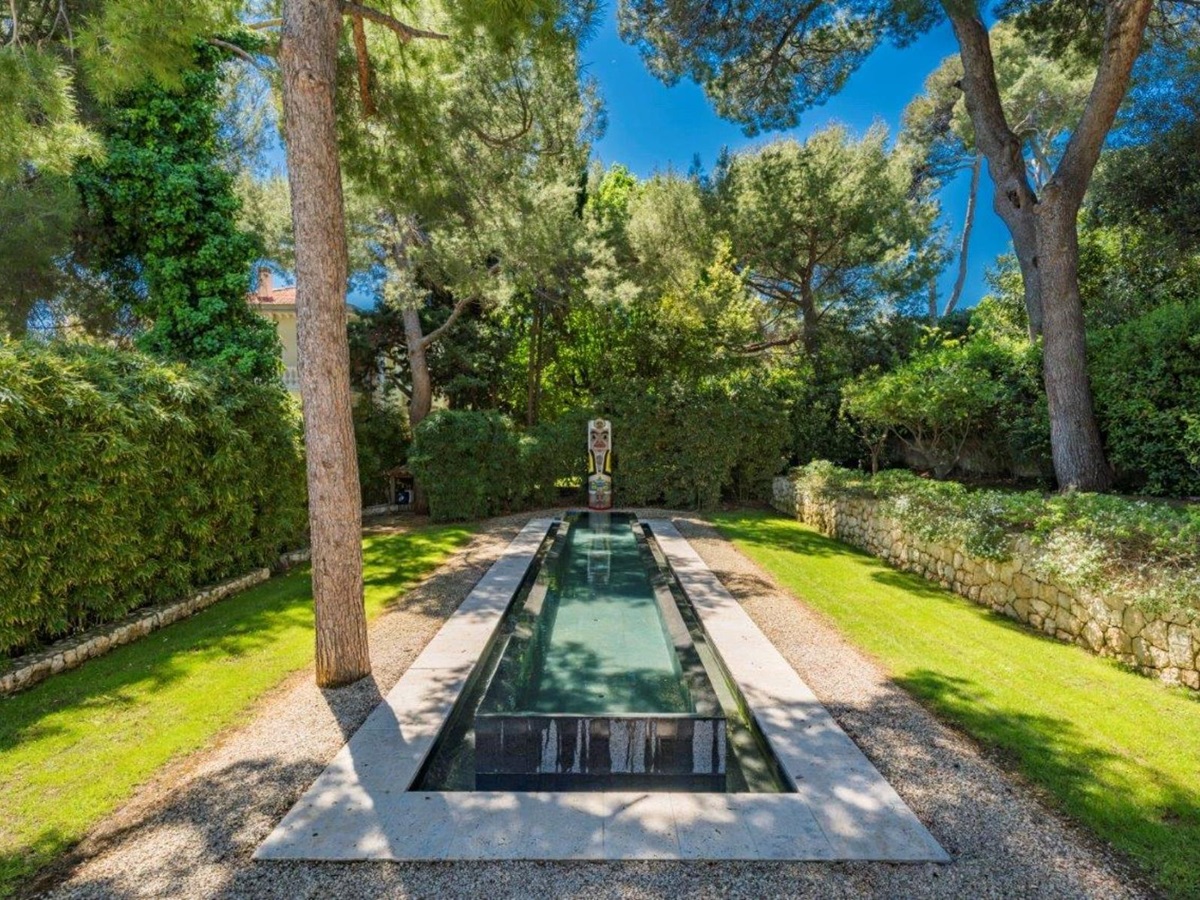 Bassin at La Coquette in the Cote d'Azur