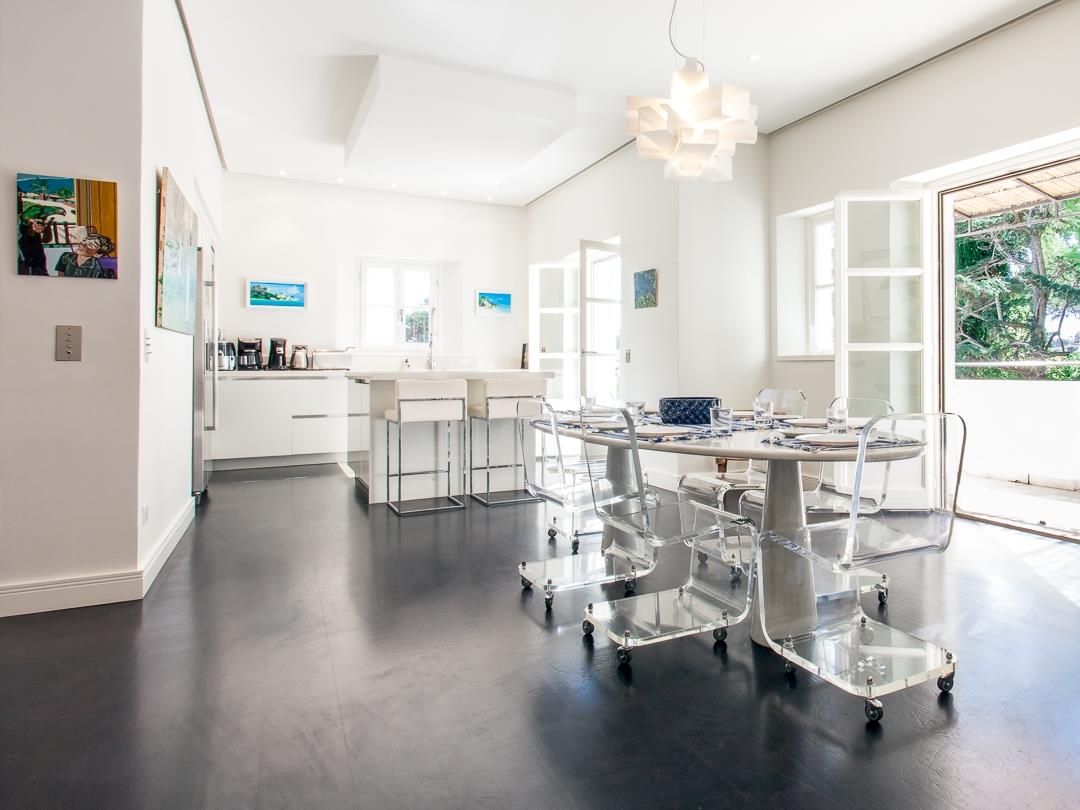 Dining room in La Coquette, Cote dAzur