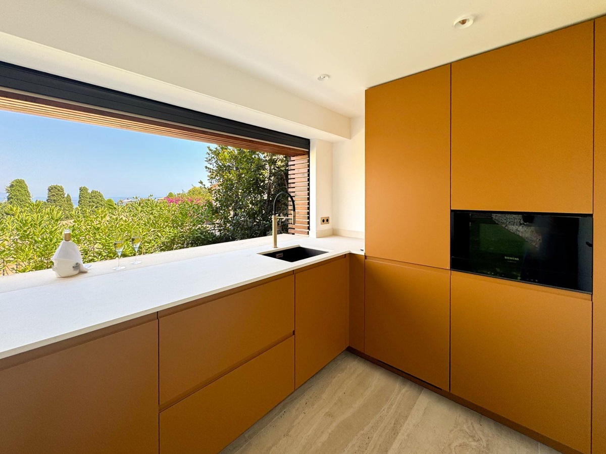 Kitchen at Villa Aurora in the Cote d'Azur