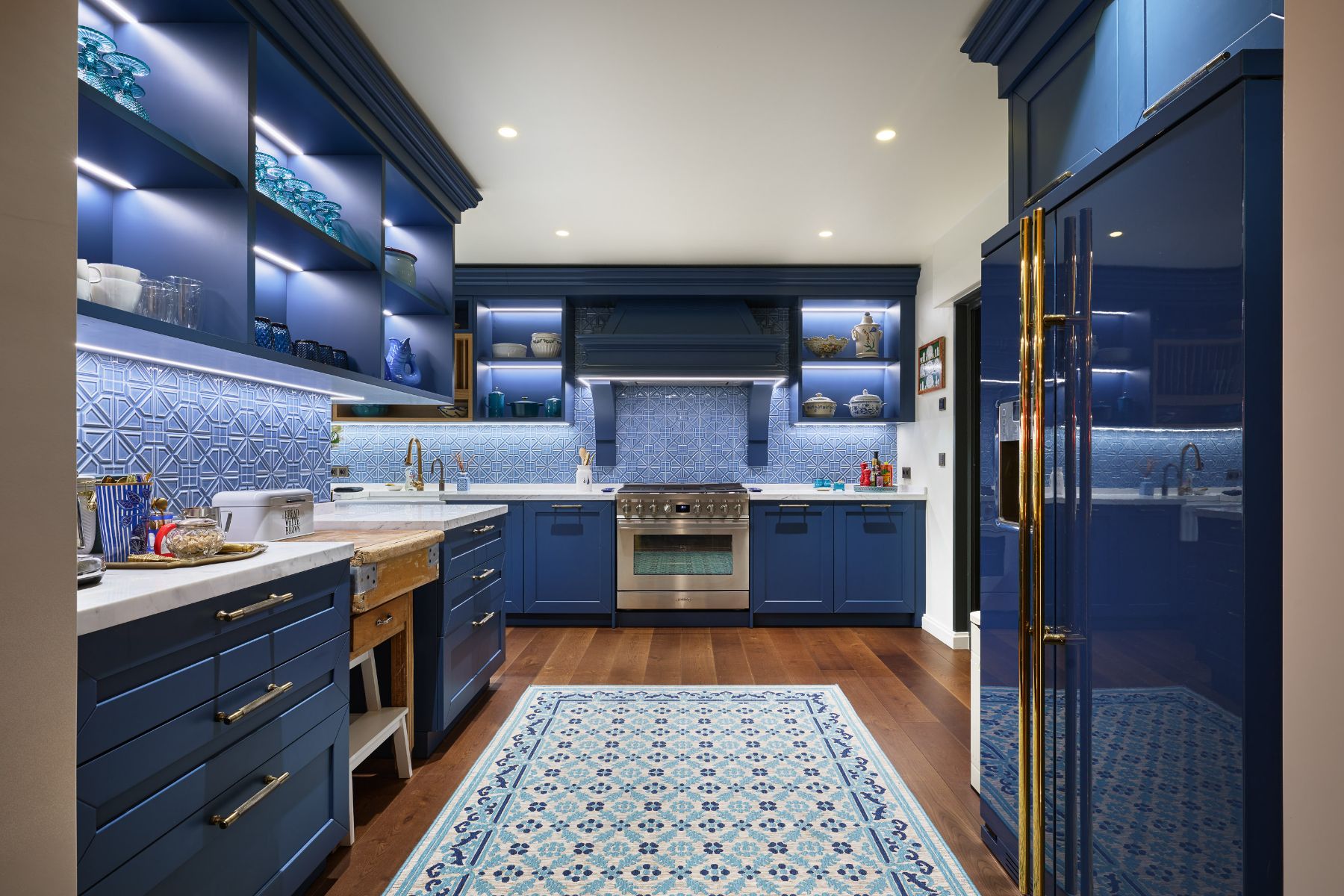 Kitchen area at Villa Calade in Cote d'Azur