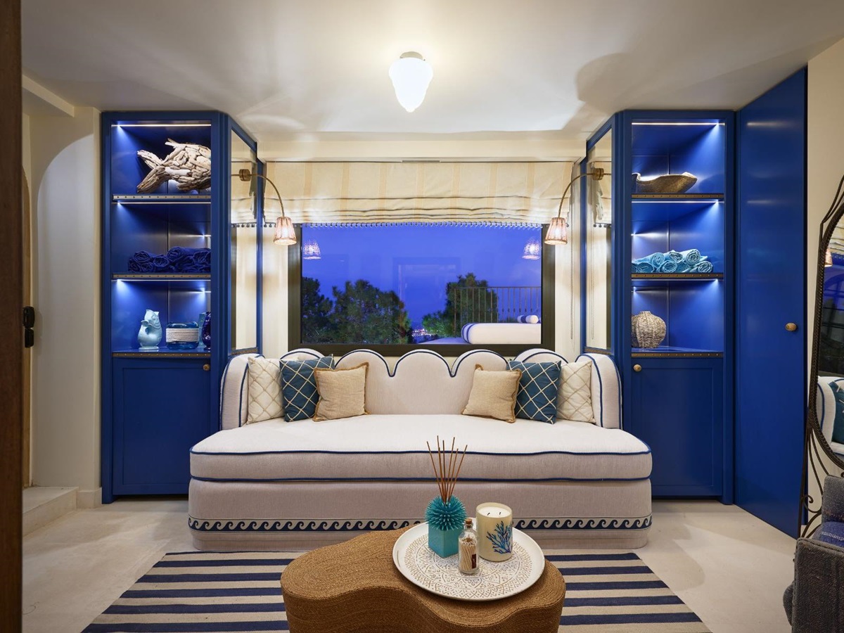 Snug area at Villa Calade in Cote d'Azur