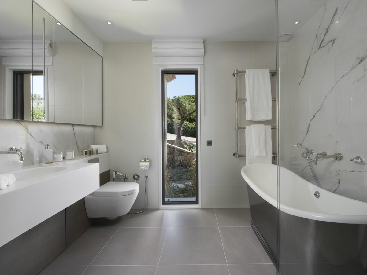 Bathroom in Villa des Voiles, Cote d'Azur