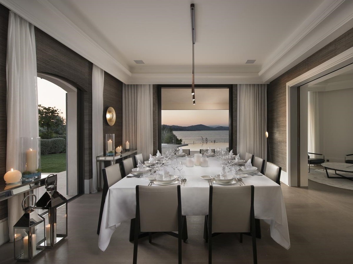 Dining room of Villa des Voiles, Cote d'Azur