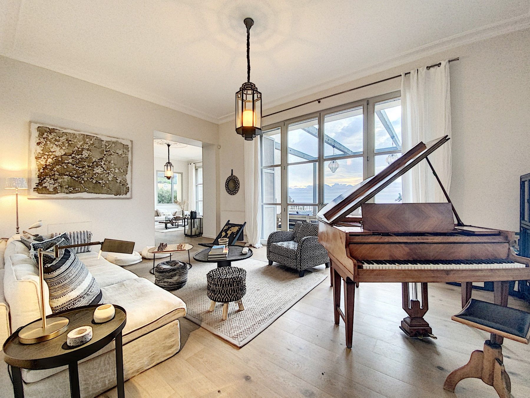 Piano room at Villa Florie in Côte d'Azur