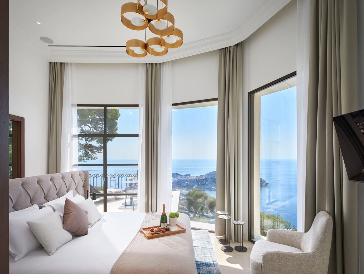 Bedroom 1 at Villa Gaia in Cote d'Azur