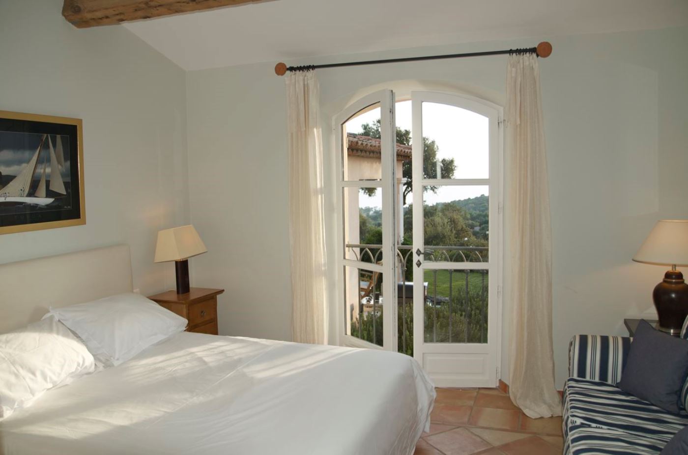 Bedroom with french doors  at Villa Gigaro