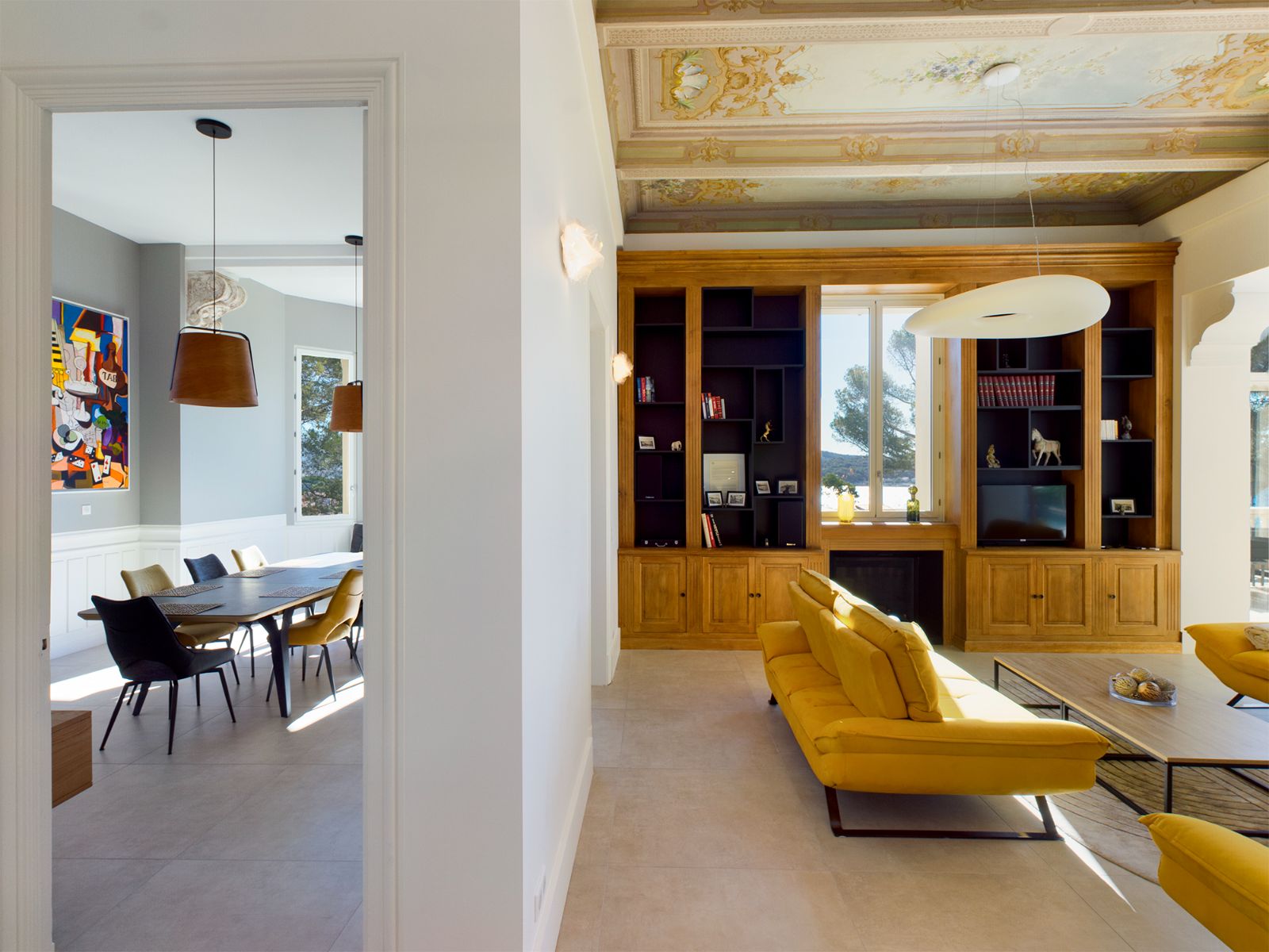 Living and Dining at Villa Henri in the Cote d'Azur