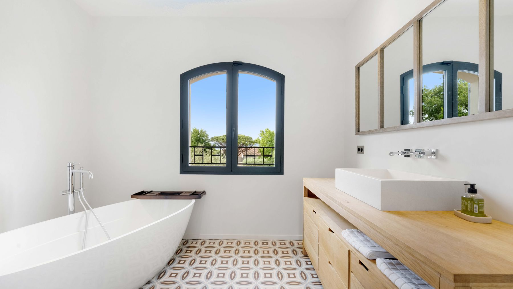Bathroom at Villa Les Palmiers in Cote D'Azur