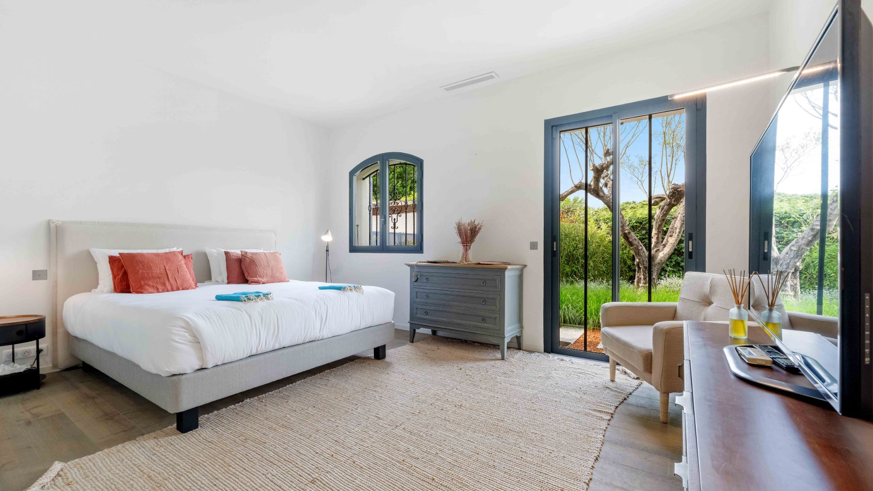 Bedroom at Villa Les Palmiers in Cote D'Azur