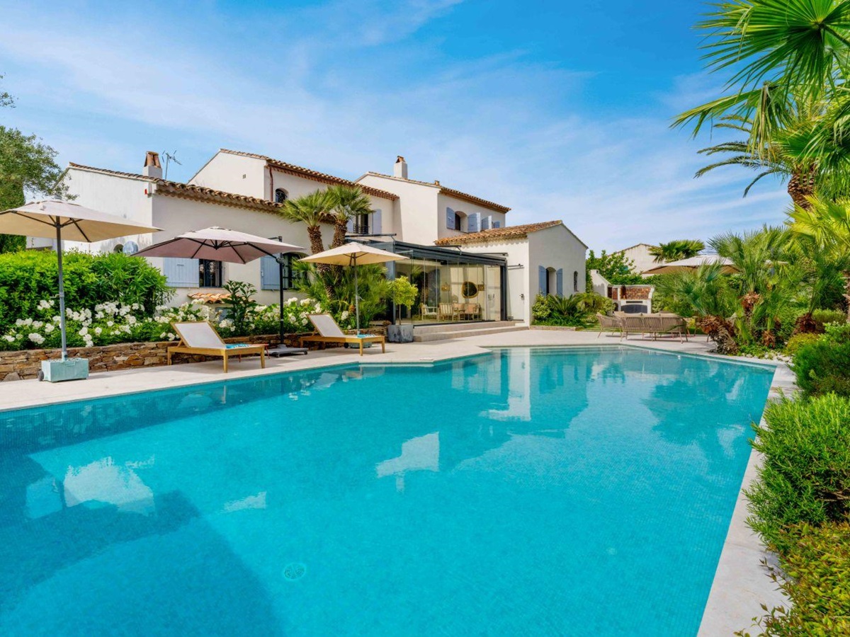 Pool at Villa Les Palmiers in Cote D'Azur