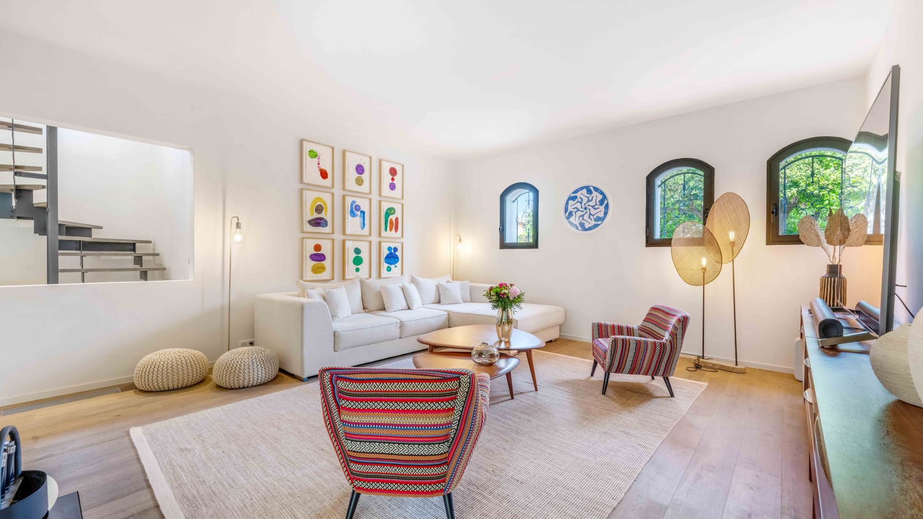 Sitting room at Villa Les Palmiers in Cote D'Azur