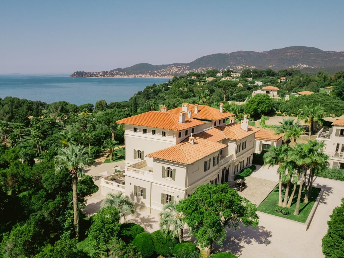 Exterior View of Villa Letitia in the Cote d'Azur
