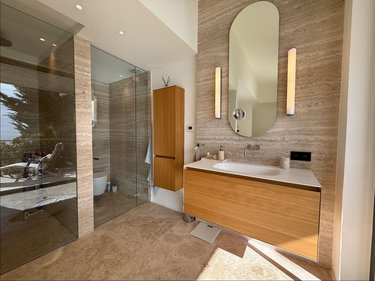 Bathroom with walk in shower at Villa Mathilde in Cote d'Azur