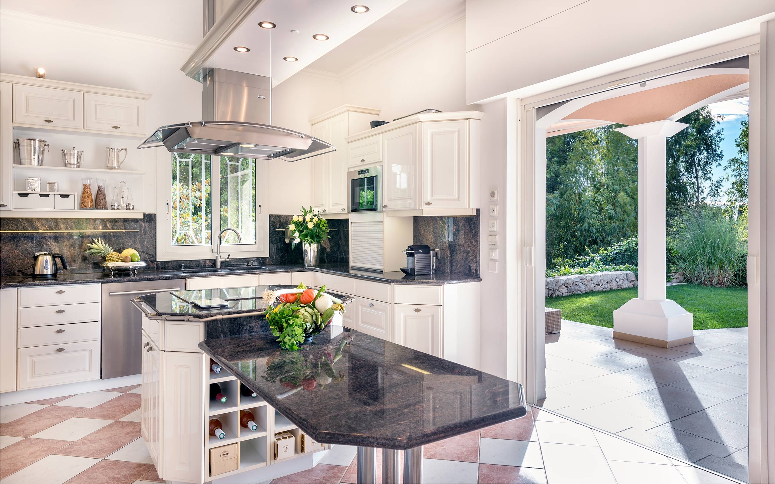 Kitchen in Villa Mont Charles, Cote dAzur