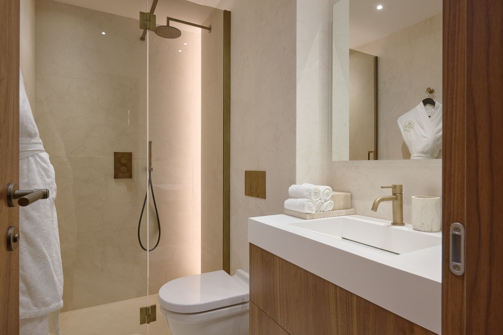 En suite bathroom at Villa Olivia, a luxury villa near Villefranche