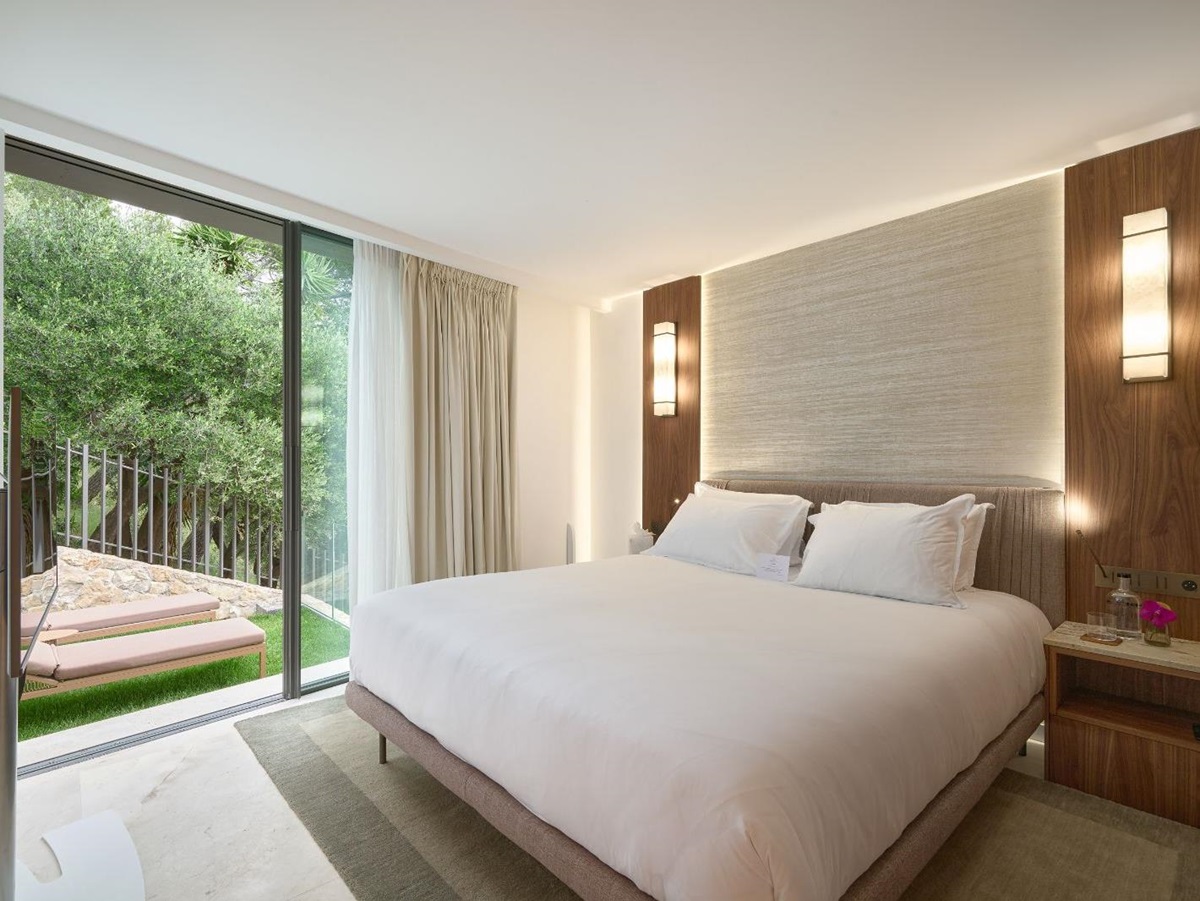 Double bedroom with private terrace at luxury Villa Olivia on the Cote d'Azur