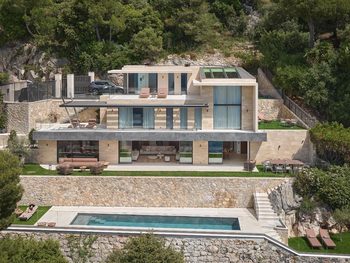 Exterior drone shot of Villa Olivia near Villefranche