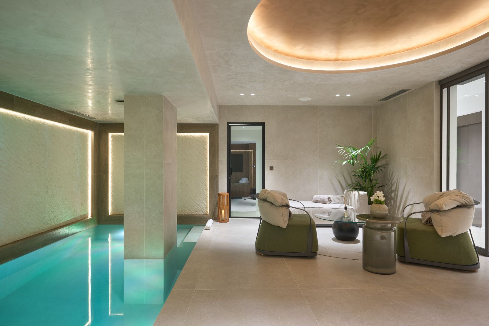 Private spa at luxury Villa Olivia near Villefranche in the South of France