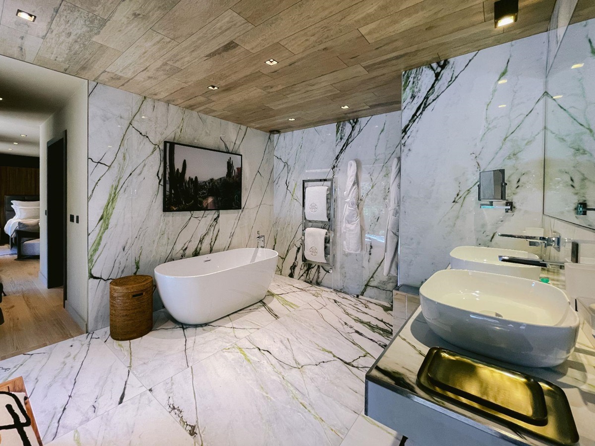 Bathroom at Villa Riva in the Cote d'Aur