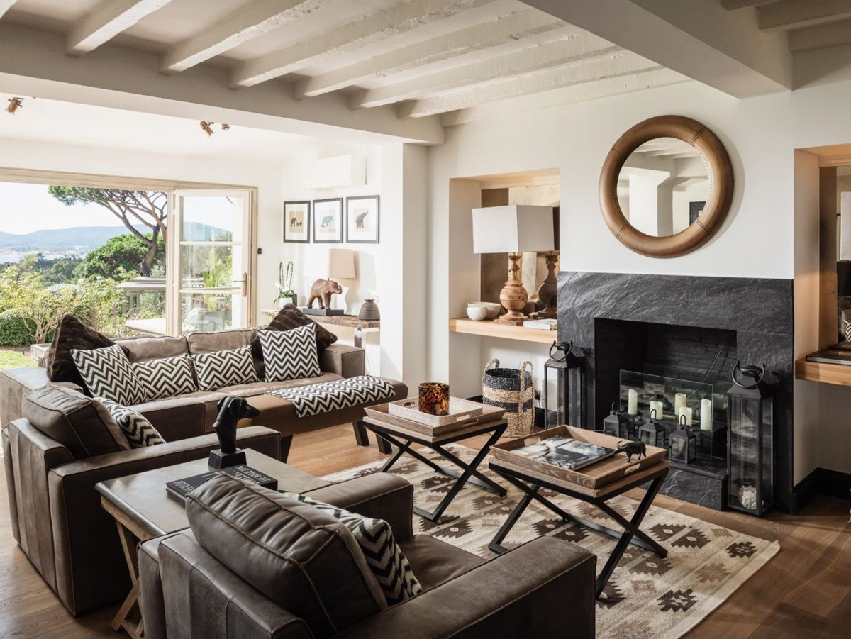 Sitting Room at Villa Zamora in the Cote d'Azur
