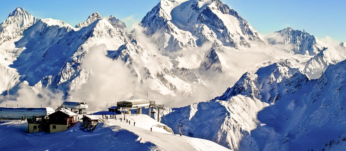 View across the mountains at Courchevel station