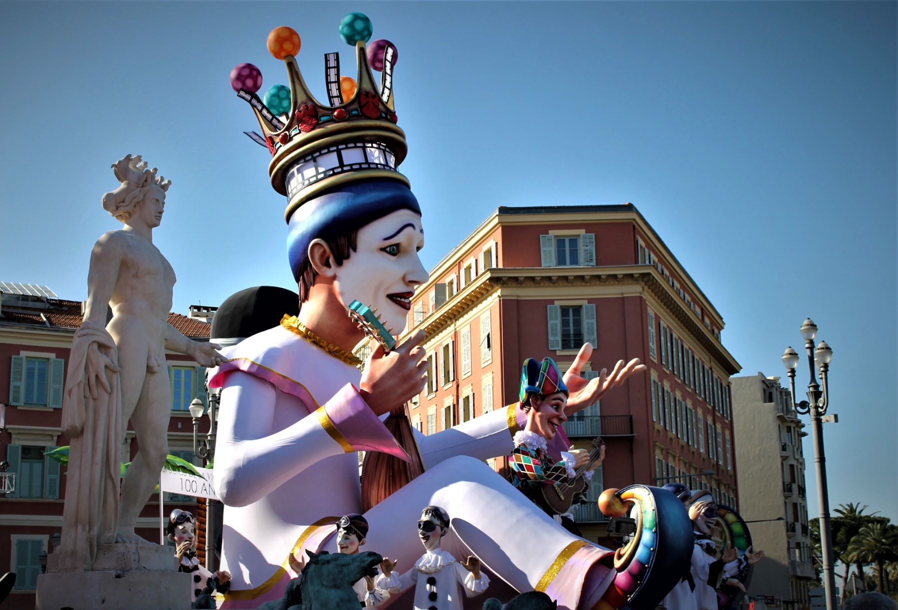 Character on a float at the Nice carnival