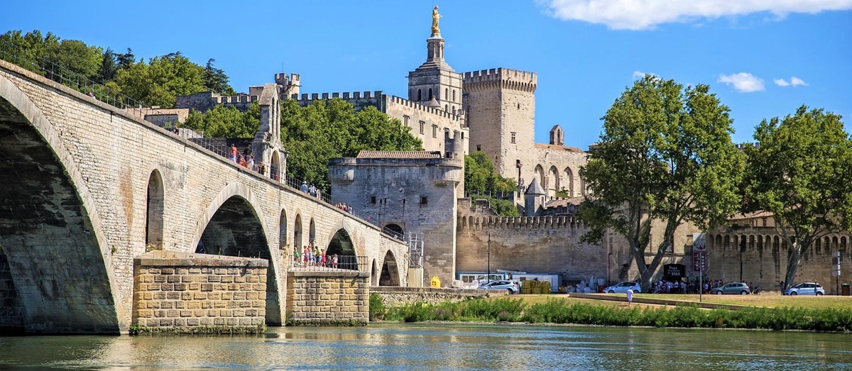 Avignon, Provence - one of the prettiest towns in Provence