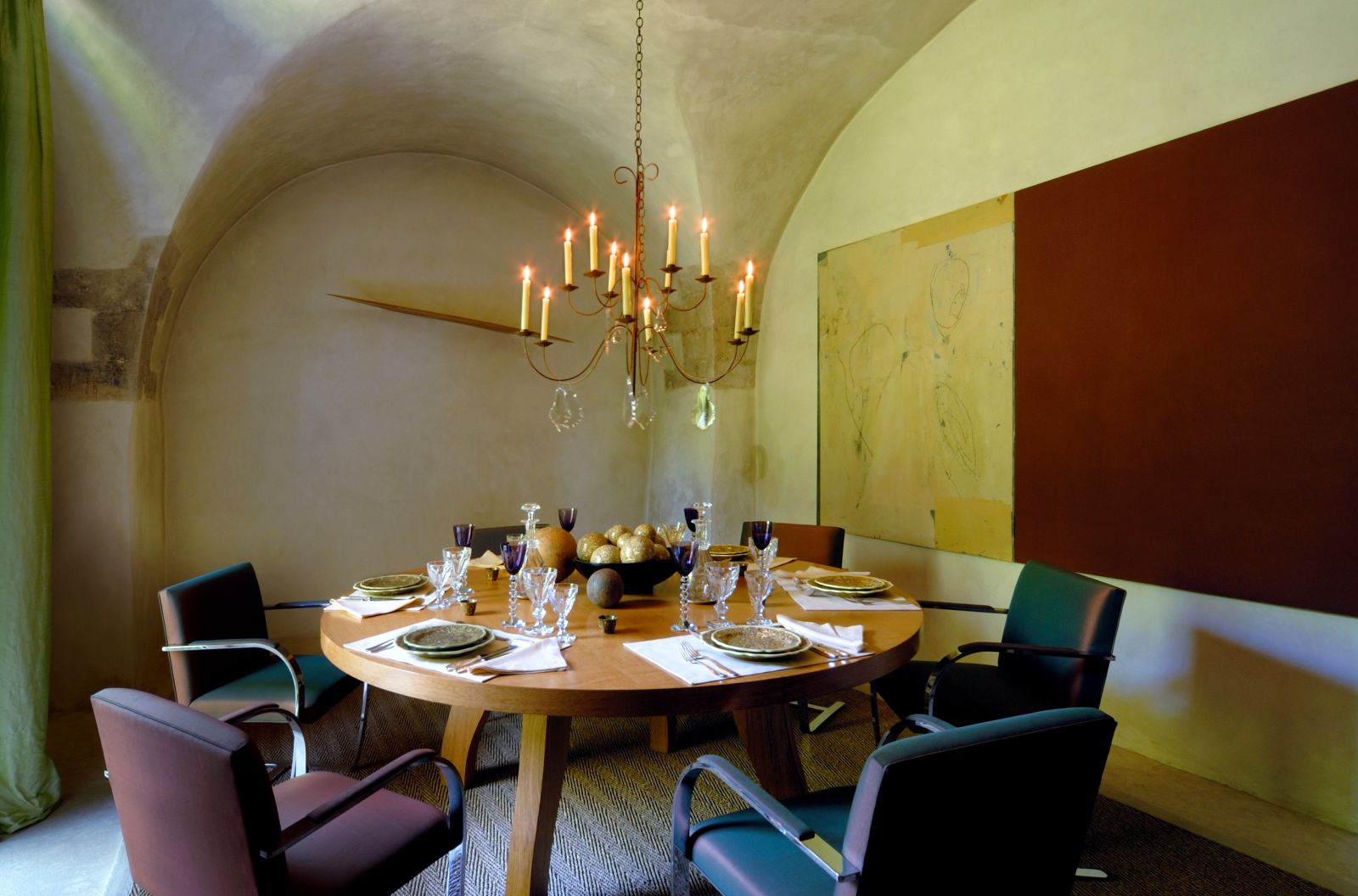 The dining table at  Bastide Luberon near Bonnieux