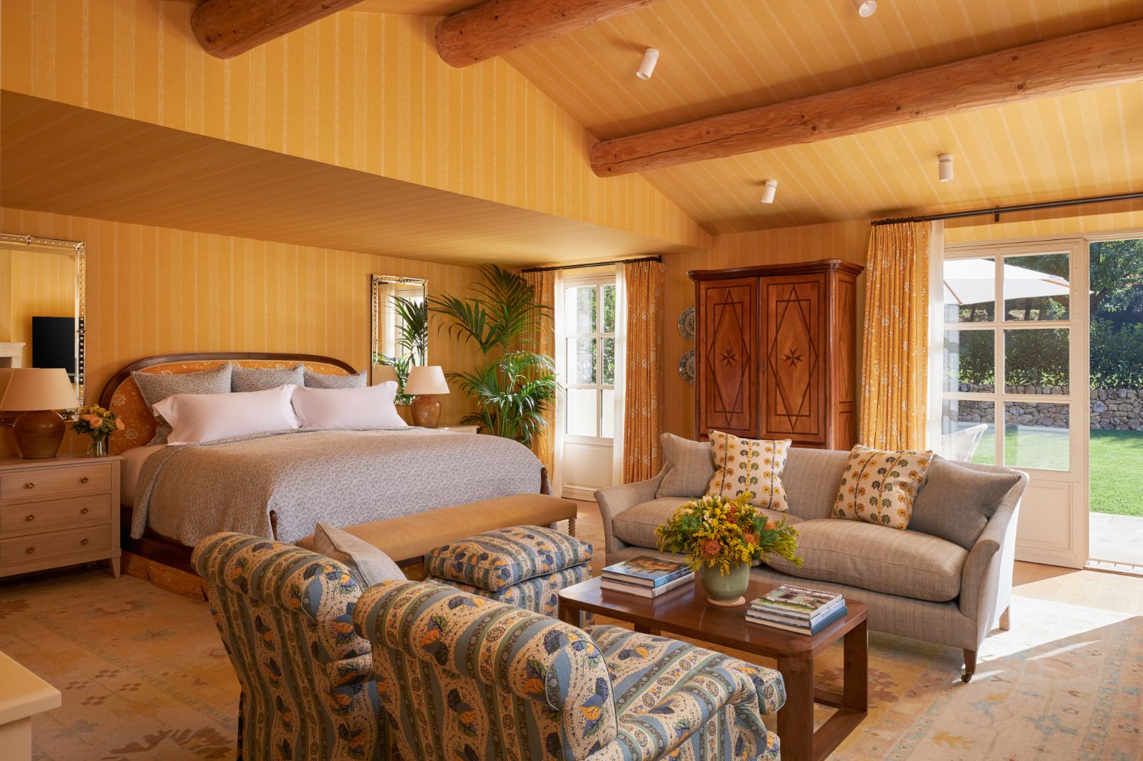 Suite at Chateau Margui, luxury villa in Provence