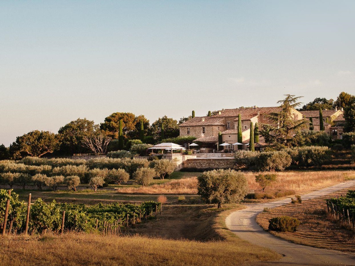 Dusk Exterior of Domaine des Coteaux in Provence