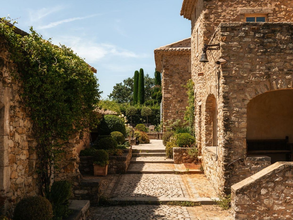 Pathway at Domaine des Coteaux in Provence