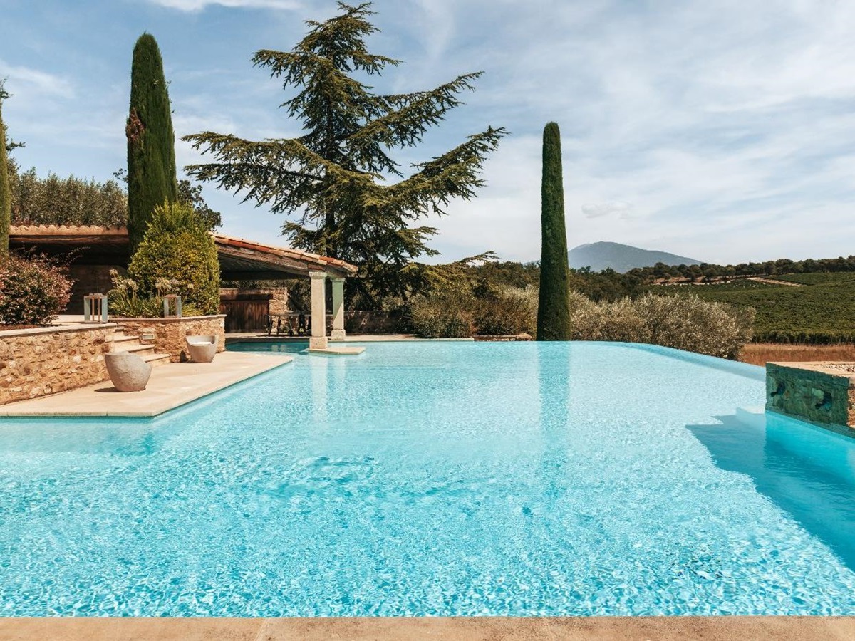 Swimming Pool at Domaine des Coteaux in Provence